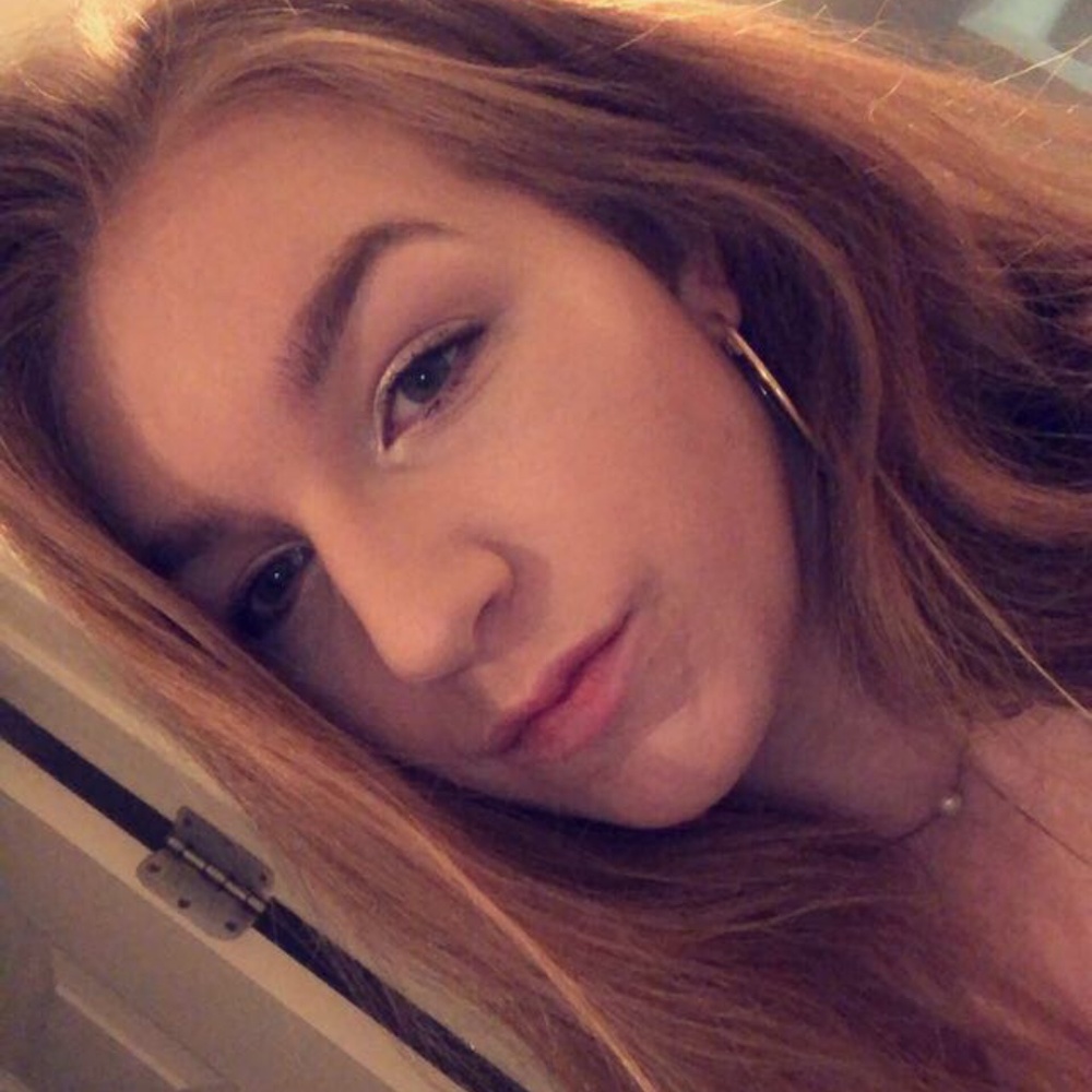 Meet your Posher, Macy